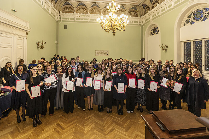 2024./2025. akadēmiskajā gadā LU fonda stipendijas saņems 120 studenti 